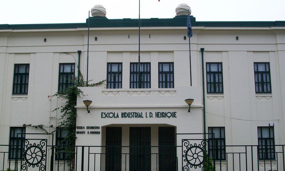 Escola Infante D.Henrique
